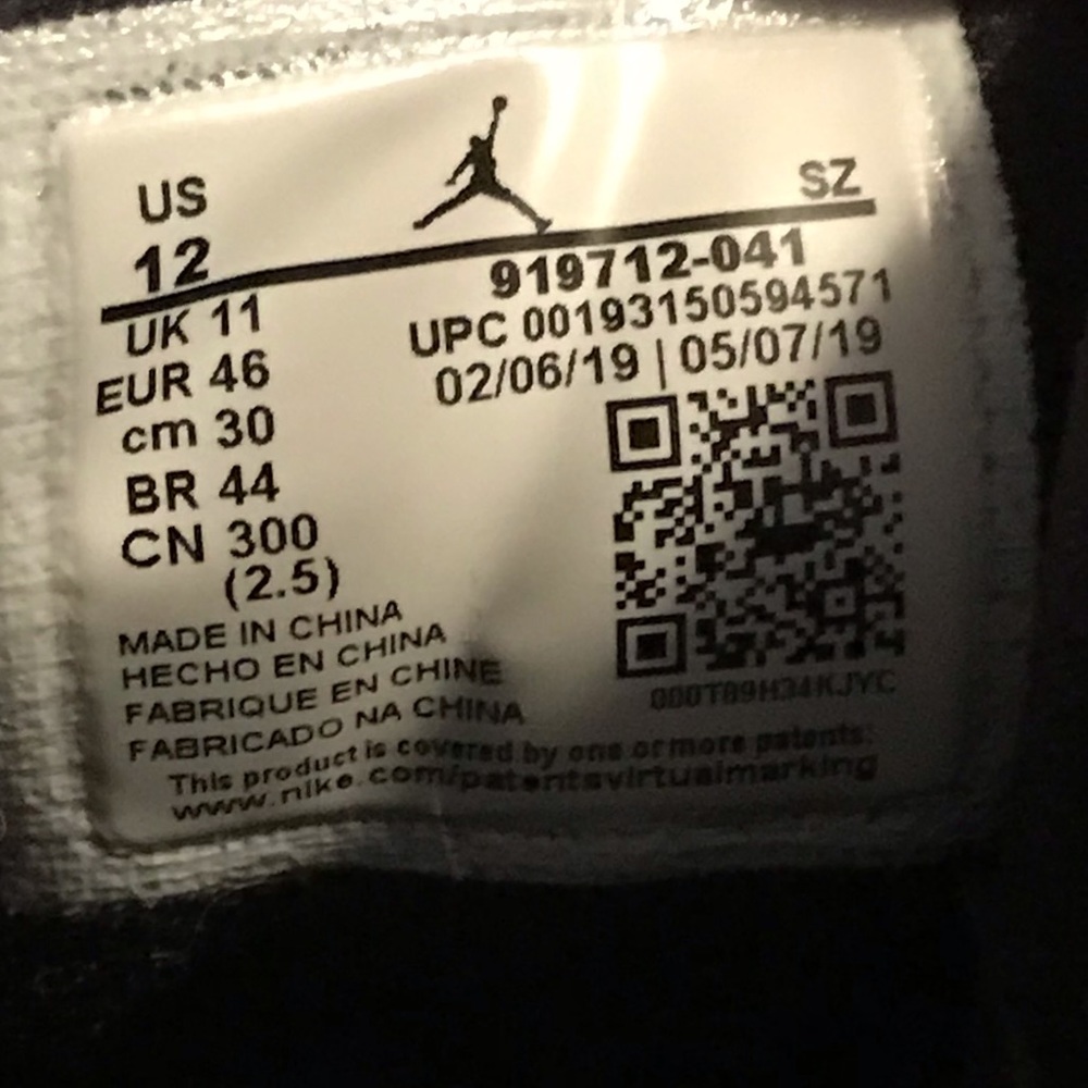 Air Jordan Retro 11 Low IE ‘Space Jam’ Size 12 - Picture 9 of 9